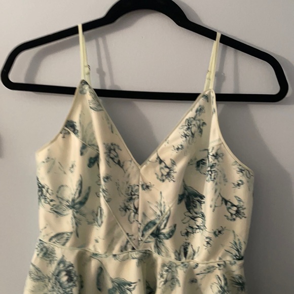 Mini dress - Picture 2 of 5